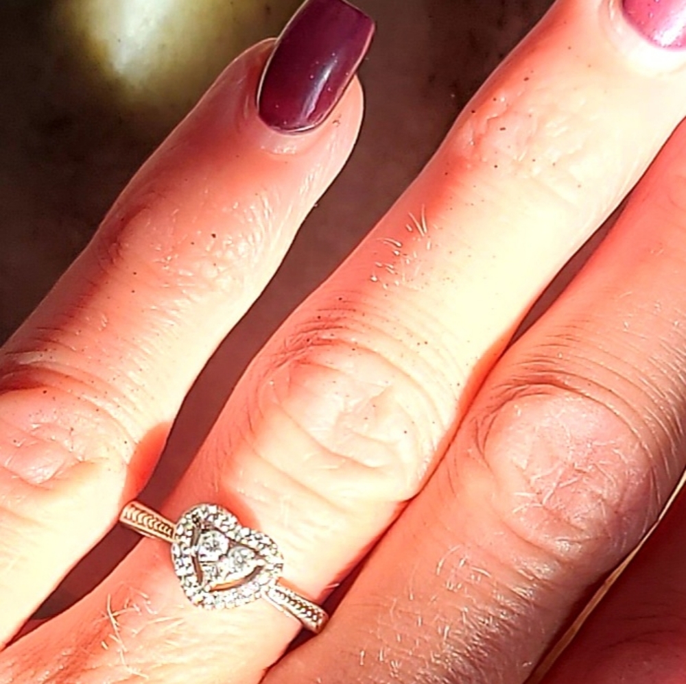 Jared's Galleria Heart Diamond Ring 14k White Gold - Picture 7 of 10